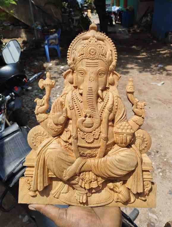 Vinayagar Carving